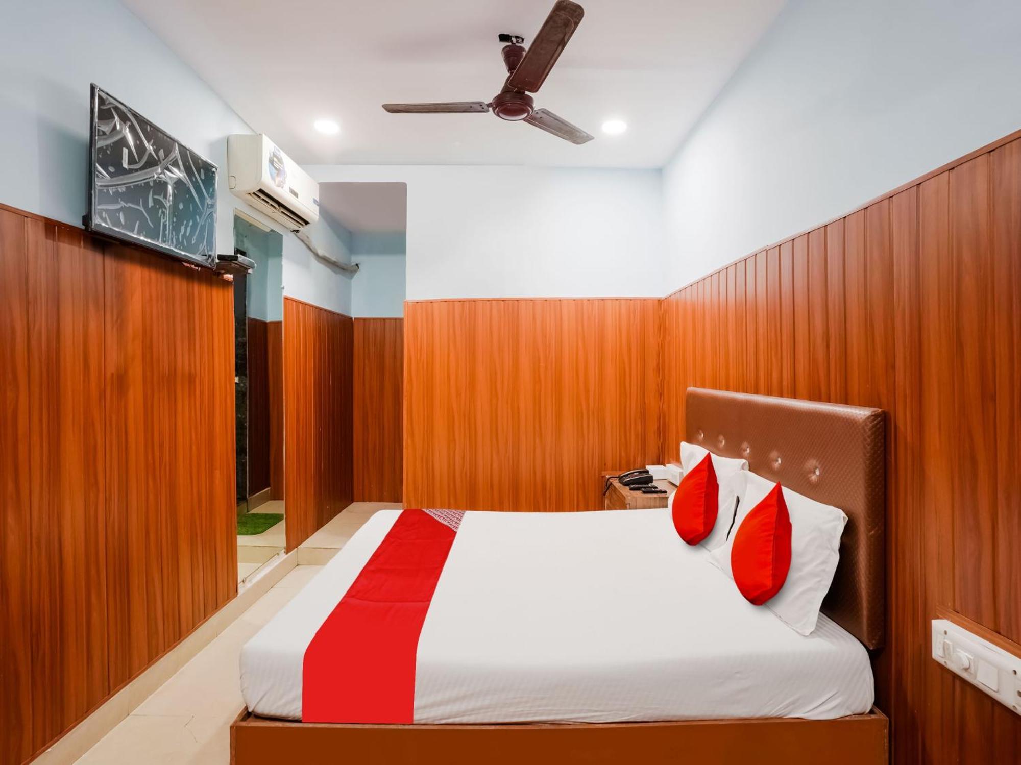 Hotel O Spotlight Thane Buitenkant foto